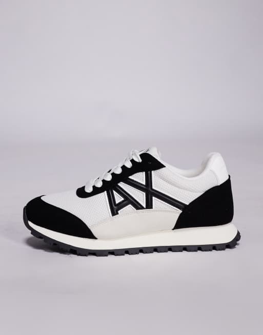 Armani Exchange - Sorte/hvide sneakers med logo i ruskindsblanding, 2 af 5