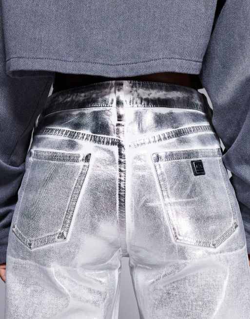 Armani Exchange – Srebrne metaliczne jeansy powlekane z prostymi nogawkami, 4 z 5
