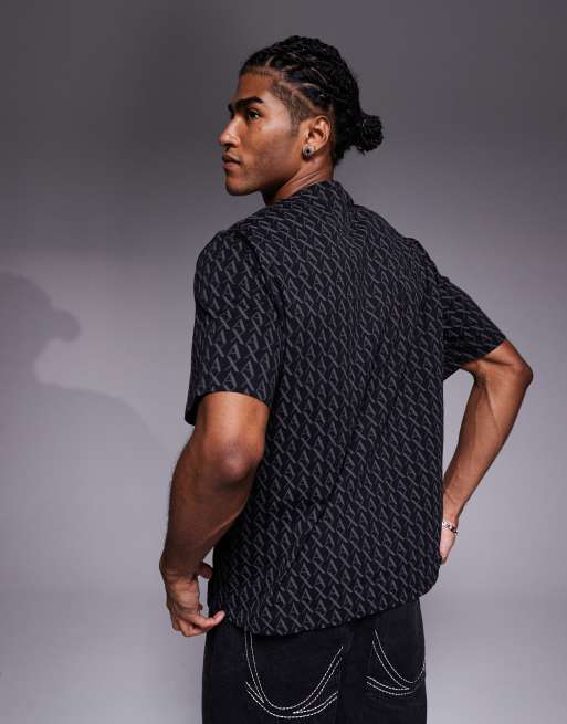 Armani Exchange – Svart t-shirt med kort ärm och heltäckande logga, 3 av 4