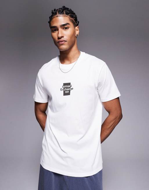 Armani Exchange - T-shirt color bianco sporco con logo centrale