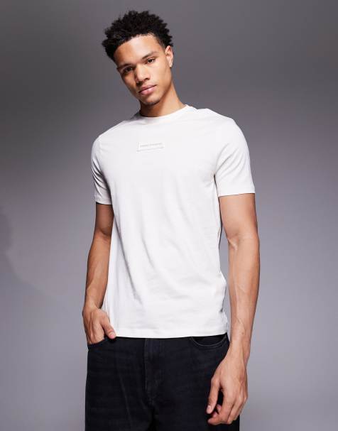 Armani Exchange – T-Shirt in Creme mit Logo auf der Brust - view 1