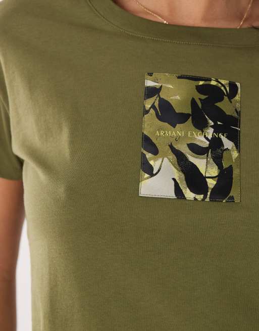 Armani Exchange t-shirt med patchlogga i khaki, 3 av 4
