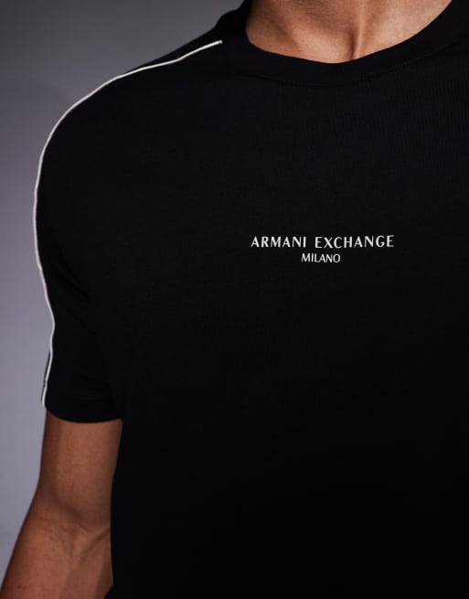 Armani Exchange - T-shirt met centraal logo en korte mouwen in zwart, 5 van 5