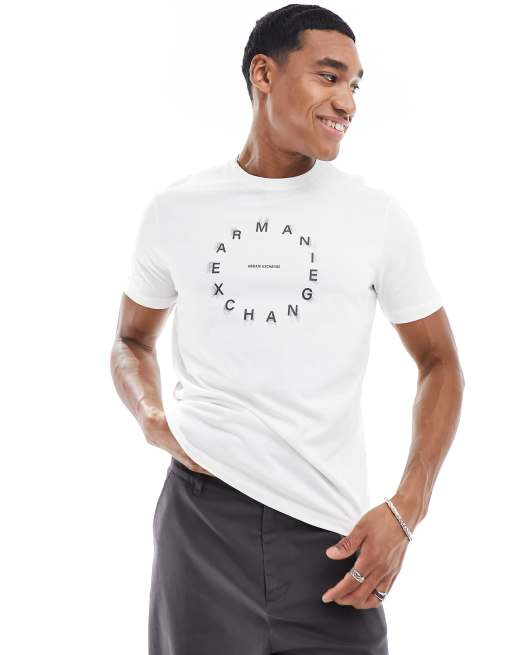 Armani Exchange - T-shirt met cirkelvormige geschreven logo op de borst in gebroken wit, 4 van 4