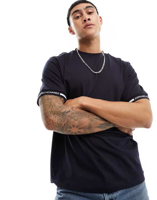 Armani Exchange - T-shirt van zware stof met logo en gekleurd randje aan de mouw in marineblauw