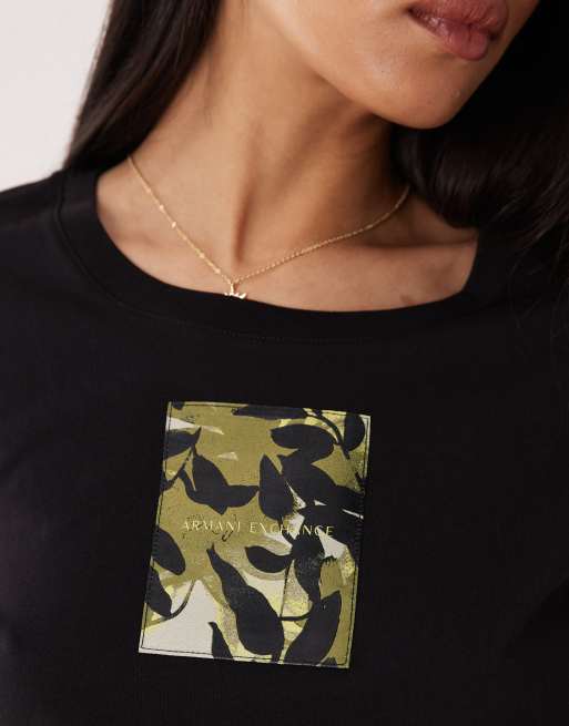 Armani Exchange T-shirt z naszywką z logo w czerni, 3 z 4