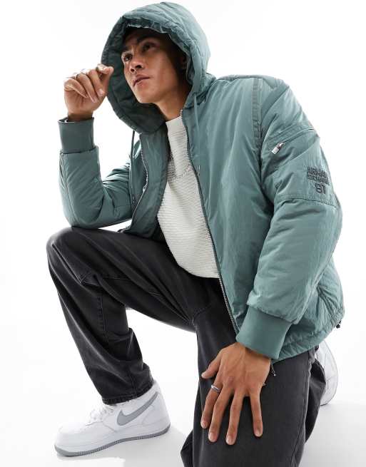 Armani Exchange Utility Bomberjacke aus knittrigem Nylon in Grun mit Kapuze