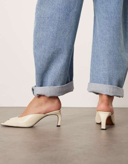 ARRANGE Agnes premium leather heeled mules in off white