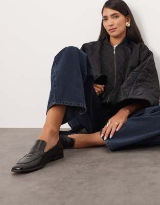 ARRANGE Alba premium leather minimal loafers in black