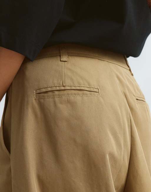 ARRANGE Alva fold detail wide leg trouser in olive green, 4 of 5