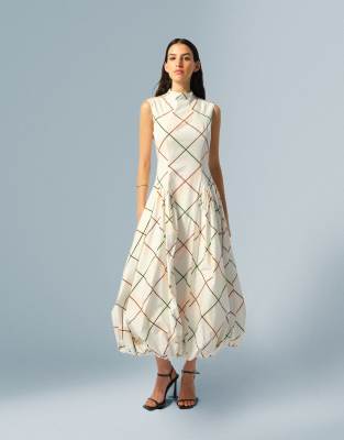 ARRANGE - Ärmelloses Midikleid mit Ballonsaum und zartem Karomuster-Bunt