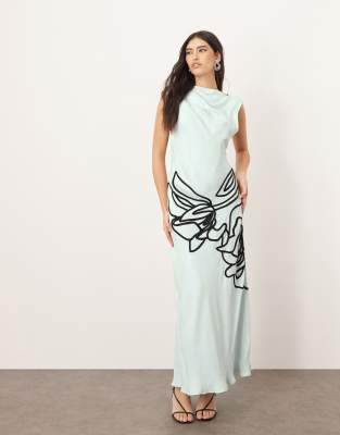 ARRANGE - Asymmetrisches Maxi-Schlauchkleid in Hellblau mit linearem Blumenprint