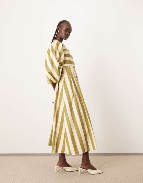 ARRANGE – Ausgestelltes Midikleid in Olivgrün mit Streifen und Faltendetails - view 1