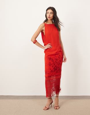 ARRANGE - Besticktes Midikleid in Rot mit Fransensaum und drapierter Rückseite