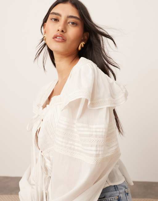 ARRANGE - Blusa bianca in voile di cotone con finiture in pizzo e laccetti frontali, 4 di 4