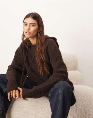 Arrange Boucle Hoodie In Brown