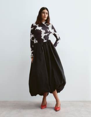 ARRANGE bubbelskjol midi i svart — kjol med fickor från ASOS
