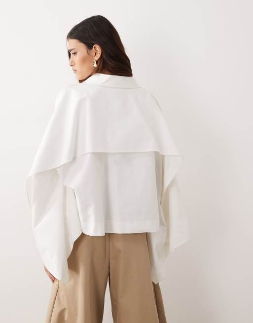 ARRANGE - Camicia squadrata in cotone bianca con mantella oversize, 4 di 4