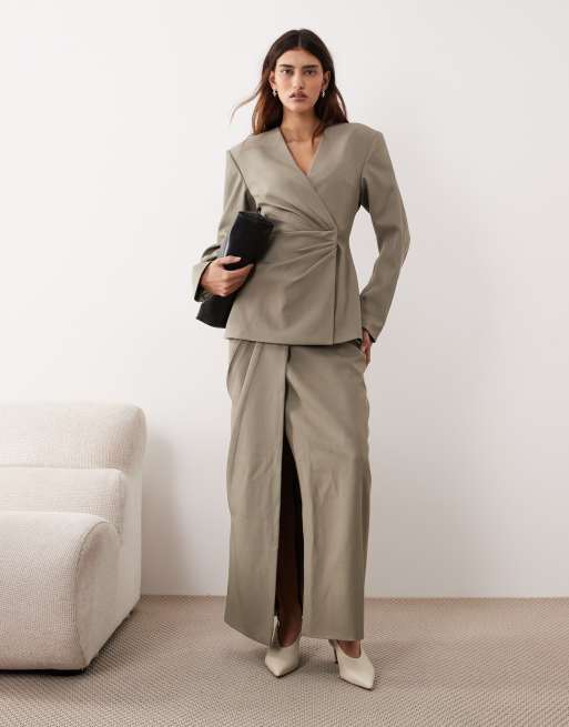 ARRANGE cinched collarless pleated wrap blazer in grey, 2 of 4