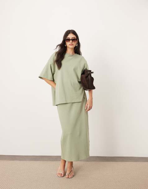ARRANGE - Co-ord set van premium zware jersey met T-shirt en maxi kokerrok in saliegroen met wassing - view 1