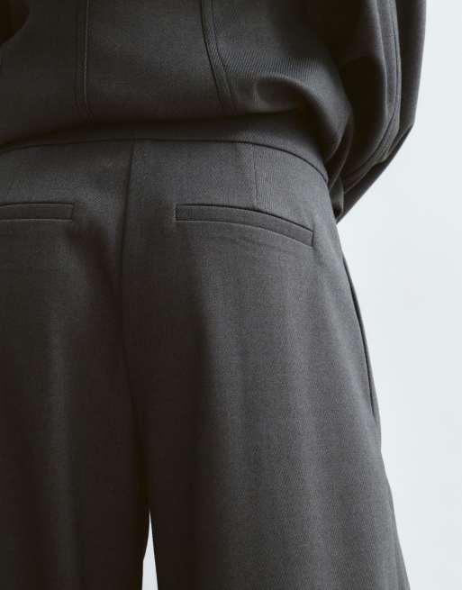 ARRANGE - conjunto de pantalón ancho de sarga en gris, 4 de 5