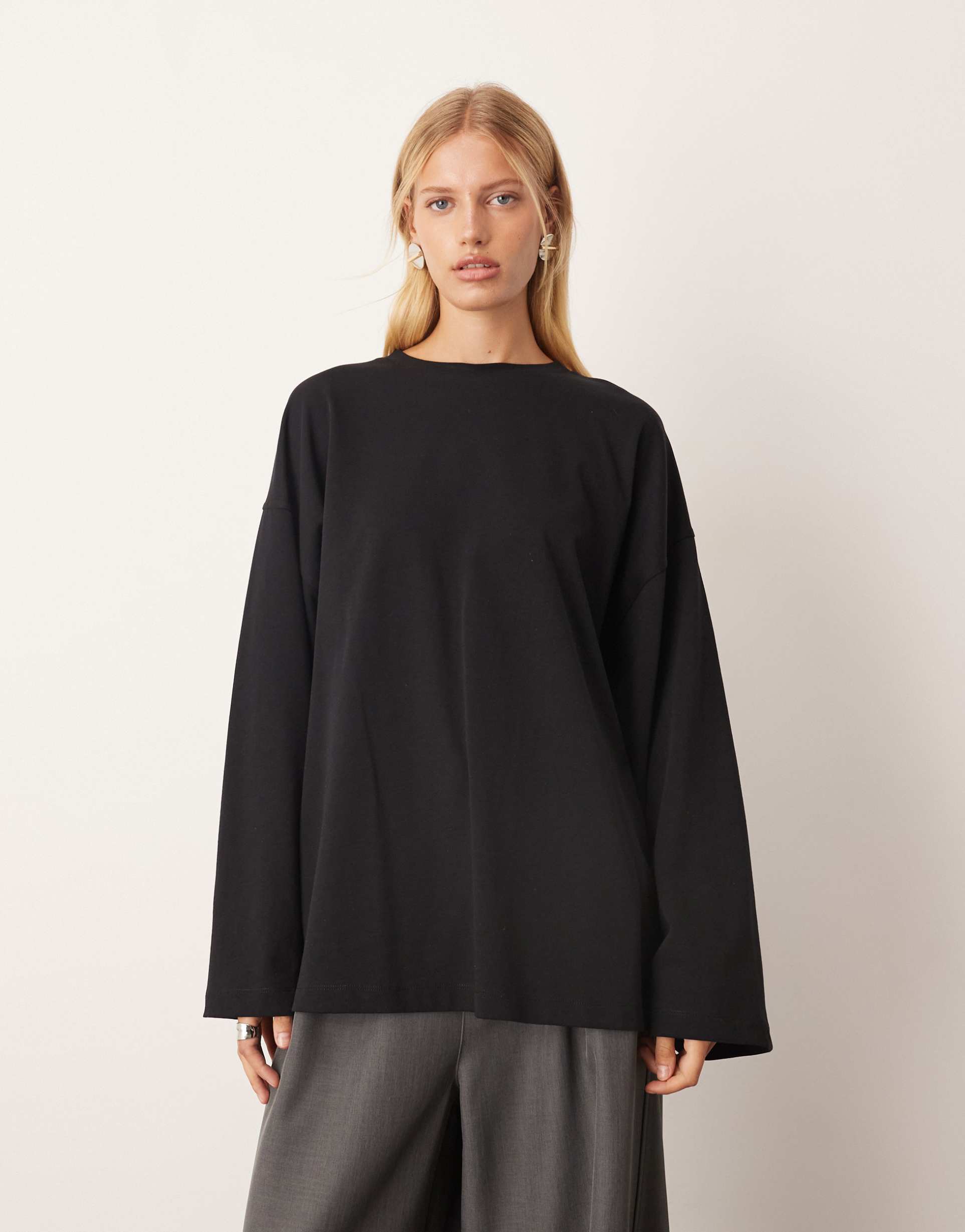 arrange cotton oversized long sleeve t-shirt in black