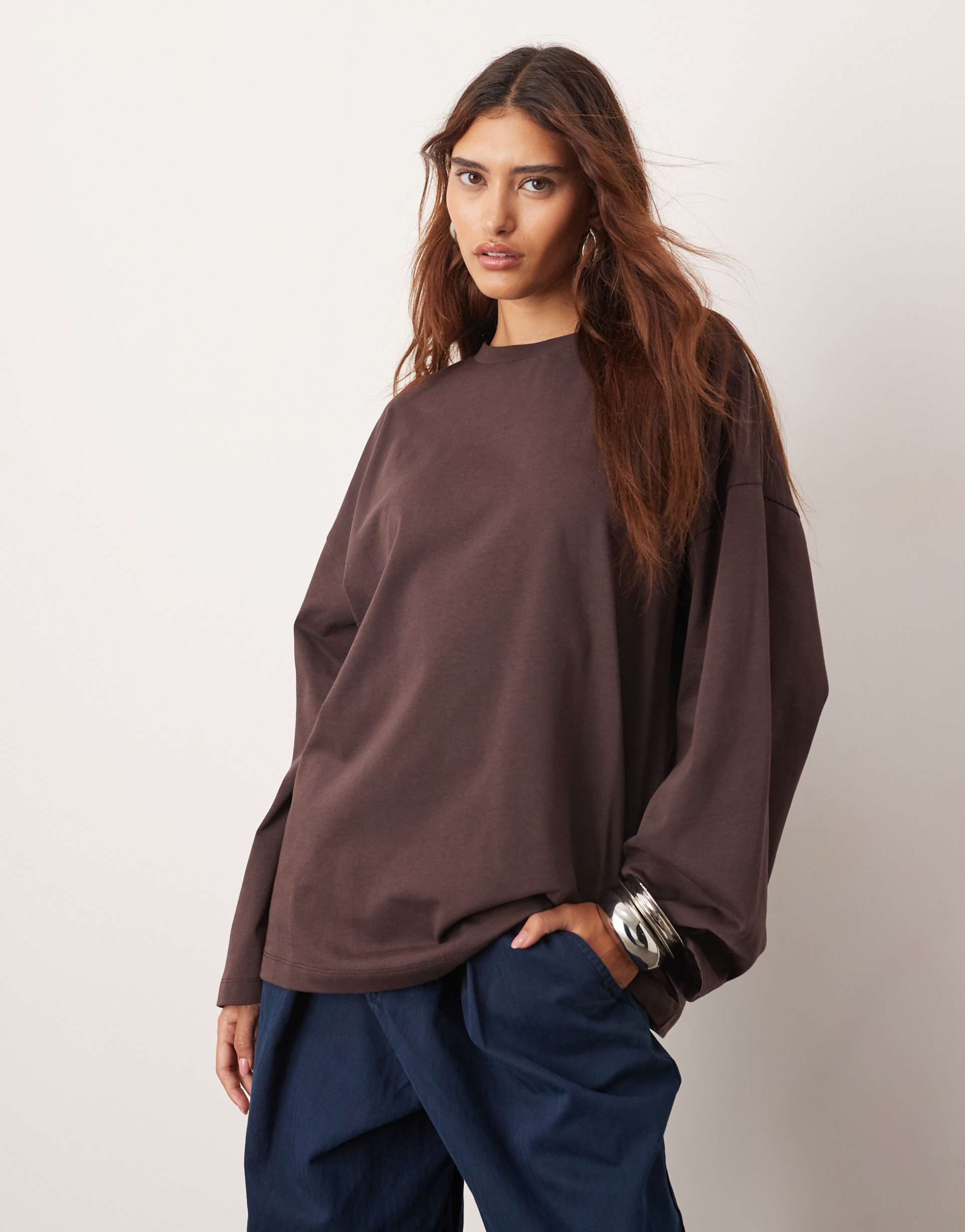 arrange cotton oversized long sleeve t-shirt in chocolate