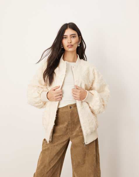 ARRANGE - Cremehvid oversized bomber-jakke med tekstur - view 1
