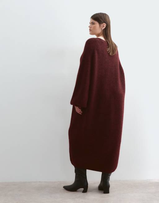 ARRANGE Curve alpaca knit balloon sleeve button through maxi dress in burgundy, 3 of 5