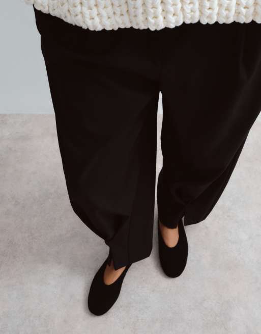ARRANGE Curve Blythe tapered fold detail tailored pants in black, 4 of 5