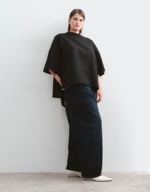 ARRANGE Curve boxy top with open back in black, 2 of 5