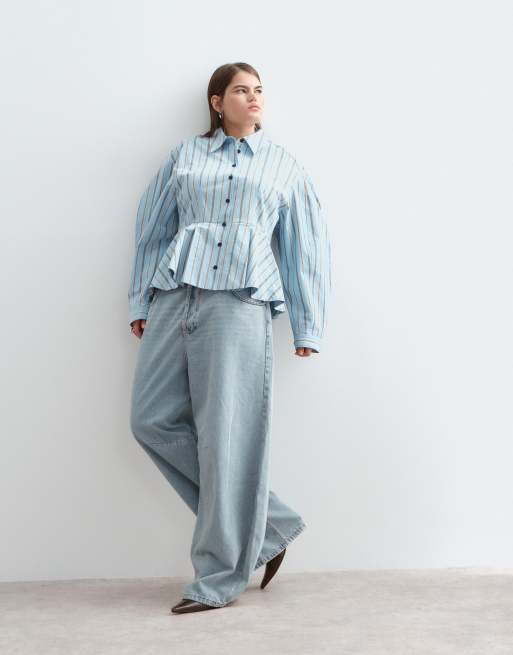 ARRANGE Curve camisa estructurada con cuello y peplum con botones en contraste de rayas azules, 2 de 5