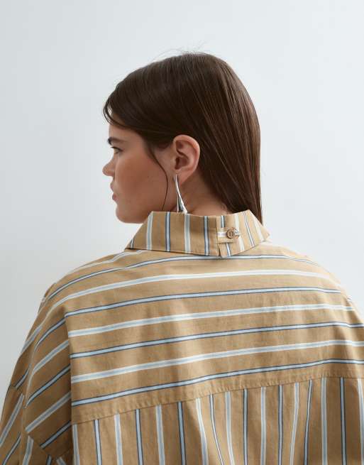 ARRANGE Curve camisa extragrande premium a rayas en tono piedra, 3 de 5