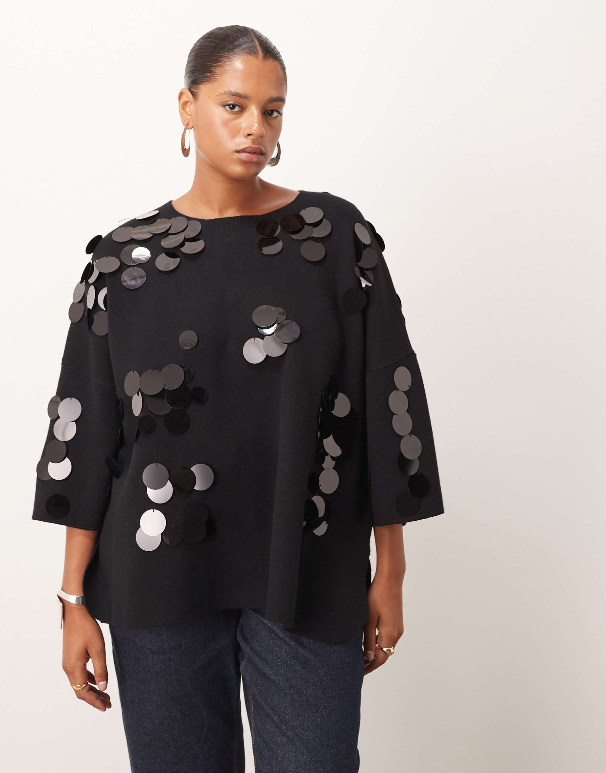 arrange curve compact knit paillette sequined tee