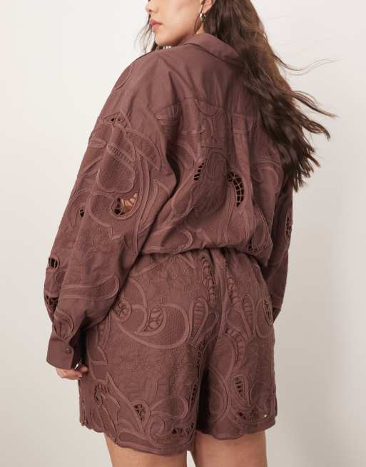 ARRANGE Curve cotton mirrored floral embroidered cutwork shorts in chocolate - part of a set, 4 of 5
