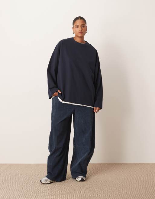 ARRANGE Curve cotton oversized long sleeve t-shirt in in navy, 2 of 4