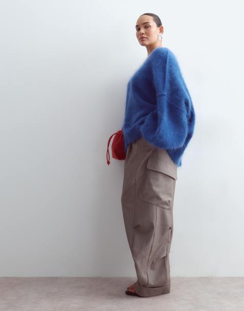 ARRANGE Curve Dillon tailored slouchy cargo trouser in grey - view 1