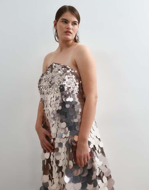 ARRANGE Curve disc sequin crescent bandeau maxi dress in silver, 3 of 5