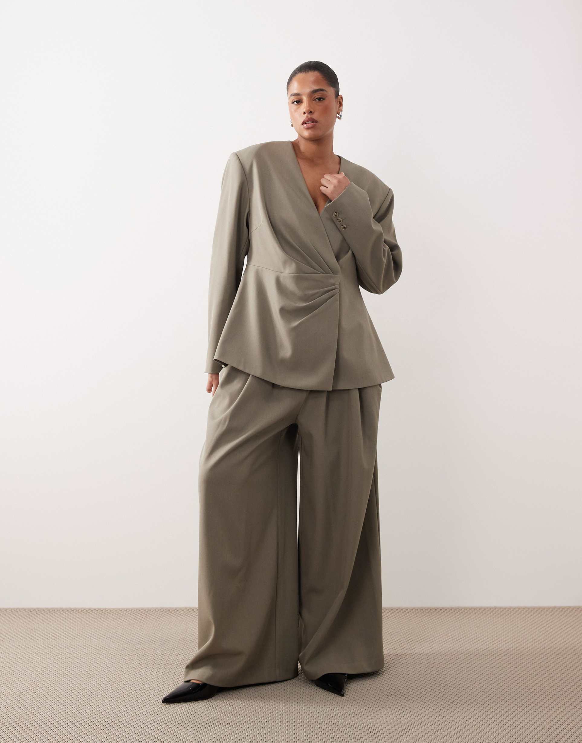 arrange curve draped tailored wide leg pants in light gray