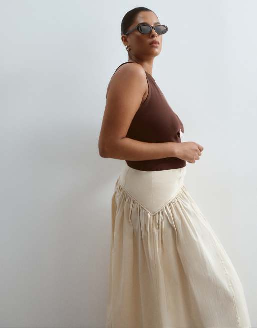 ARRANGE Curve drop waist maxi skirt with topstitching detail in stone, 2 of 5