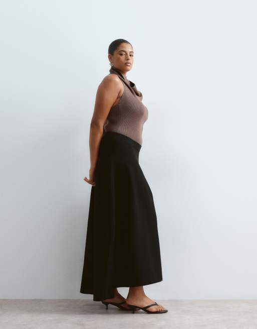 ARRANGE Curve - falda midi de punto con silueta tulipán en negro, 2 de 5