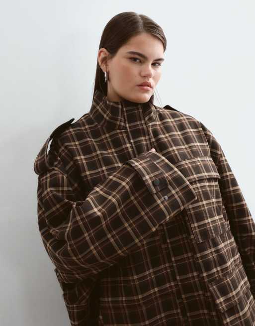 ARRANGE Curve giacca cargo oversize con collo a imbuto a quadri color cioccolato, 1 di 5