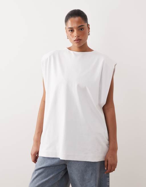 ARRANGE Curve - Hvid oversized ærmeløs T-shirt med skulderpuder og sideslidser, 2 af 4