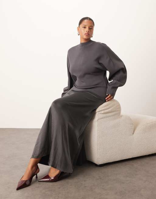 ARRANGE Curve hybrid sculpted sleeves maxi dress in charcoal, 2 of 4