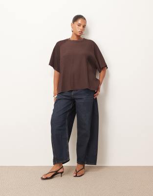 Arrange Curve Hybrid Textured Raglan Tee In Brown
