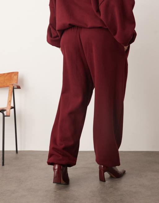 ARRANGE Curve - Joggers oversize premium pesanti color merlot con fondo elasticizzato, 3 di 5