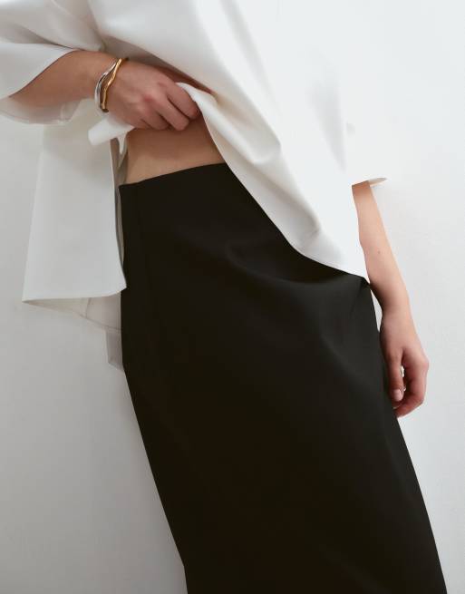 ARRANGE Curve jupe midi tailleur avec détail drapé contrastant en noir, 4 de 5