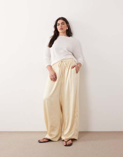 ARRANGE Curve satin wide leg trouser in cream