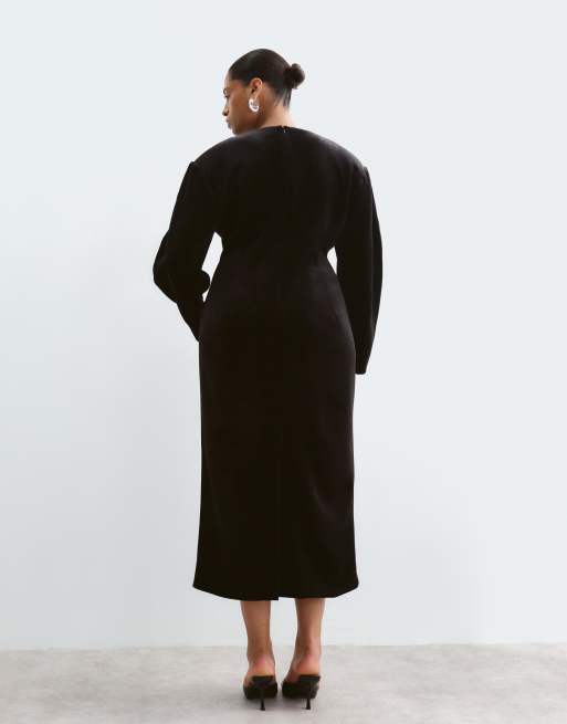 ARRANGE Curve maxi jurk van fluweel met ovale mouwen en V-hals in zwart, 4 van 5