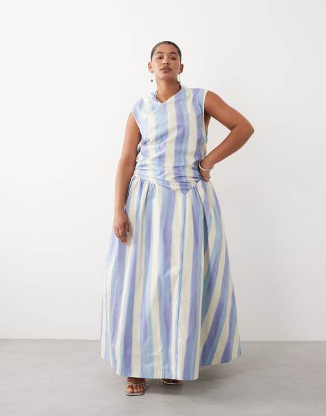 ARRANGE Curve – Maxi-Wickelkleid in Blau gestreift mit tiefer Taille - view 1
